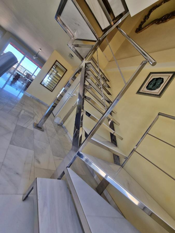 Penthouse With Private Pool, Hot Tub Jacuzzi With Sea Views And Chill-Out Zone, Close To The Sea Marbella Exterior foto